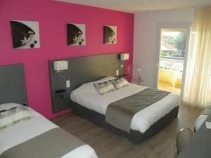 Hotels Logis L'Espadon : photos des chambres