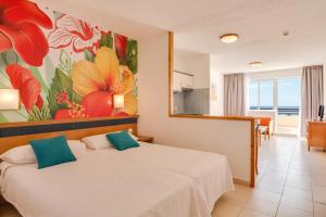 Palm Garden with sea views to the pools and beach