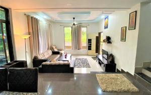 Dwarka Holiday Home