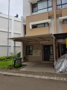 Aloha Guest House 2 - Female Only - Binong