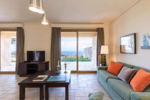 Villa Yellow Stone by Rodostamo Collection