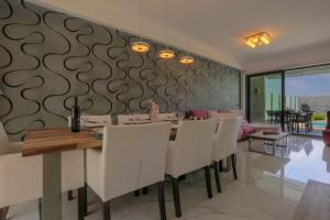 Villa room in BELA 2