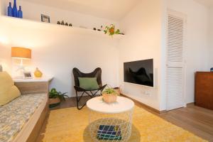 Casa con gran jardín cerca de la playa - BAIX