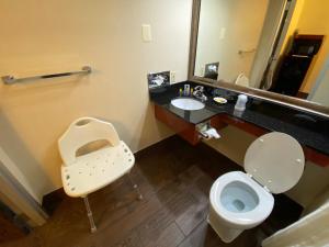 King Room - Disability Access room in Best Western Plus Augusta Civic Center Inn