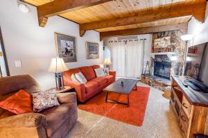 Two Bedroom House room in Bear Mountain Manor