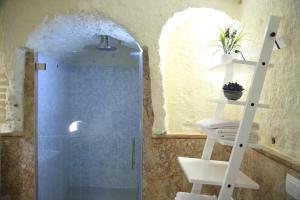 Quadruple Room with Private Bathroom