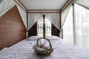 NILA HOUSE, Sharia Family Home Stay - Cinere