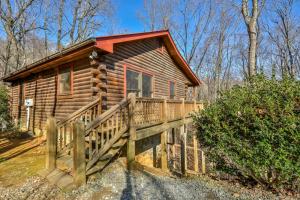 Two-Bedroom Condo room in Wind Song Retreat
