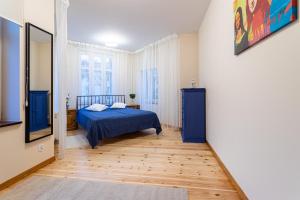 Victus Elegant Apartment Close to the Beach by Noclegi Renters
