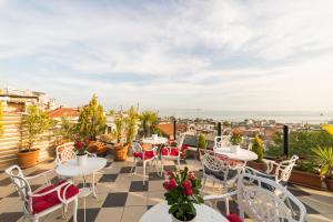 Istanbul Amedros Home