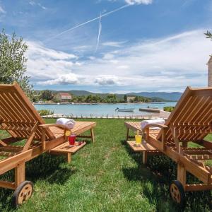 Holiday Home Lovište