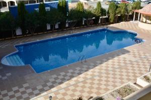 Queens Gardens - Kato Paphos - next to Kings Ave Mall --- by Yiota