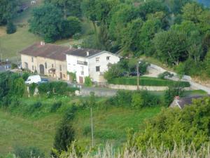 Maisons de vacances Maison de 2 chambres avec jardin clos a Saint Laurent la Roche : photos des chambres