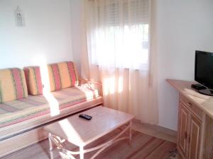 Charming Apartment in Albufeira, 60 m², Mountain View