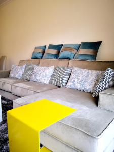 Spacious apartment in Albufeira with pool and terrace