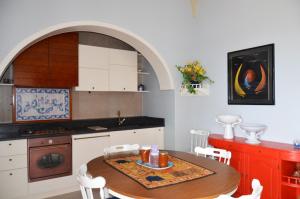 3 bedrooms house at Castro 100 m away from the beach with jacuzzi and wifi