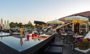 Maisons de vacances Bungalow confort Gastes + Piscine : photos des chambres