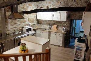 Paradisiacal Villa in Lousada with Private Pool