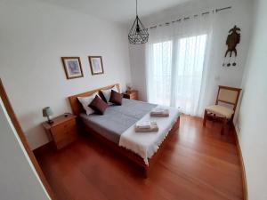 2 bedrooms appartement at Canico 200 m away from the beach with sea view furnished balcony and wifi