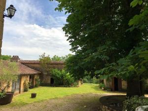 Villas Villa de 4 chambres avec piscine privee jardin amenage et wifi a Blanquefort sur Briolance : photos des chambres