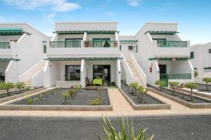 Charming apartment in Tías with shared pool - 50 m²