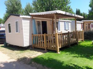 Maisons de vacances Propriete de 2 chambres a Valras Plage a 300 m de la plage avec piscine partagee et terrasse : photos des chambres