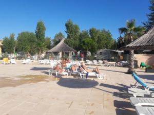 Maisons de vacances Propriete de 2 chambres a Valras Plage a 300 m de la plage avec piscine partagee et terrasse : photos des chambres