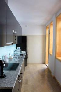 Spacious House in Porto + Garden