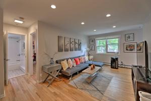 Yonkers Apt with Balcony Walk to Train Station!