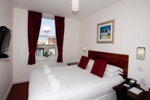 Executive Double Room room in Park Central Hotel