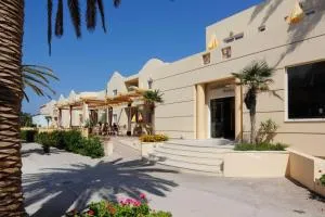 兰布利诺斯套房公寓式酒店 - 普拉塔尼亚斯