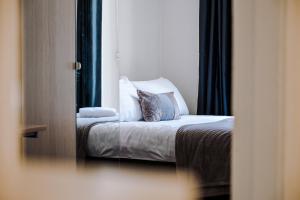 Liverpool City Centre - Spacious Duplex - 6 Bedrooms - Sleeps 14 People