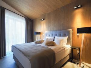 CHALEYOTT Mountain Apartments