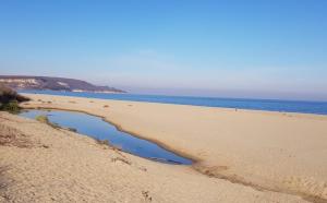 CarolMike Oasis Beach Apartment Kamchia Reserve