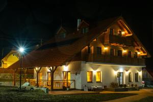 Pensiune agroturistica Casa cu Povesti Rau Sadului
