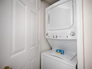 National at Courthouse Place