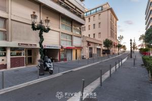 Studio Massenet Five stars holiday house