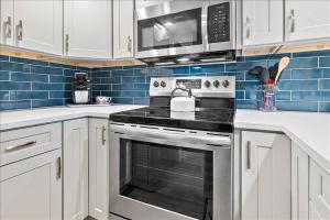 Welcome to paradise unit 2201