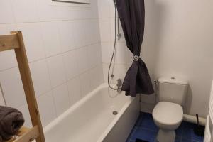 Appartement contemporain rénové à neuf avec cuisine équipé - Val de reuil