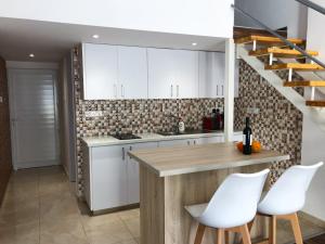 Cozy Loft Apartment 2