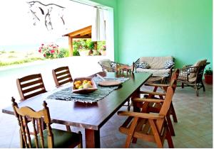 Comfortable Apartment with Sea View