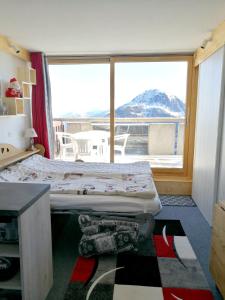 Appartements Appartement d'une chambre a La Plagne Aime 2000 a 10 m des pistes avec vue sur la ville et terrasse amenagee : photos des chambres