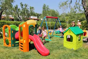 Charming House in Vieste with Shared Pool and Terrace