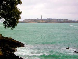 Appartements Appartement d'une chambre avec jardin a Dinard : photos des chambres