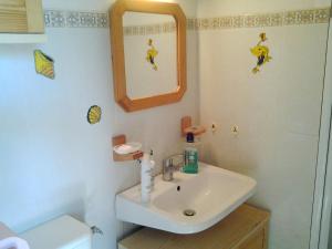 Maison charmante à Gruissan avec piscine partagée