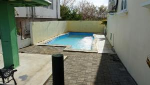 Apartment with 2 bedrooms in Pereybere with shared pool and enclosed garden 500 m from the beach - image 1
