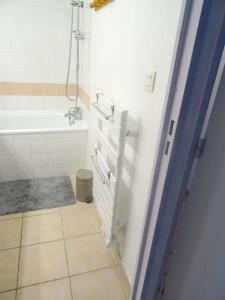 Appartements Appartement charmant Villeneuve-les-Avignon, 55 m² + Terrasse : photos des chambres