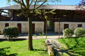 Maisons de vacances Maison de 2 chambres avec piscine partagee spa et jardin amenage a Saint Front de Pradoux : photos des chambres