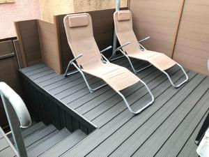 Maison charmante à Saint-Martin-de-Brômes avec piscine partagée