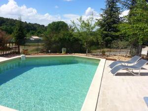 Villas Villa de 4 chambres avec piscine privee et jardin clos a Le Beaucet : photos des chambres